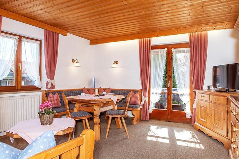 Gaestehaus Menkenbauer روهبولدنغ المظهر الخارجي الصورة